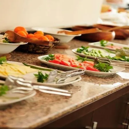 Uestuen Alsancak Hotel