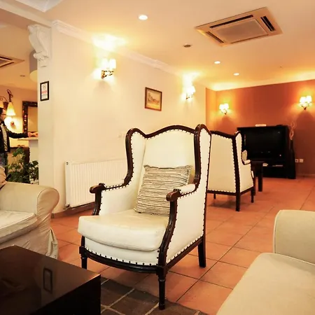 Hotel Uestuen Alsancak Smirne