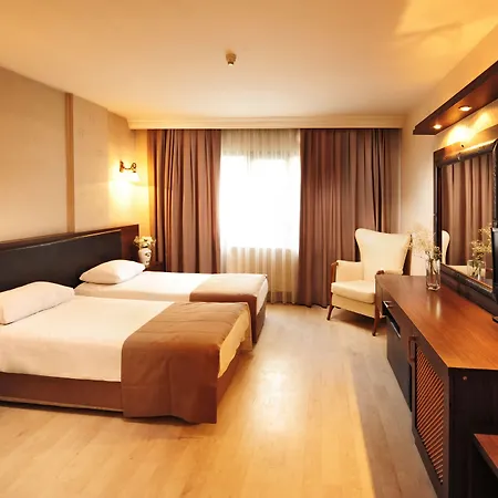 Uestuen Alsancak Hotel