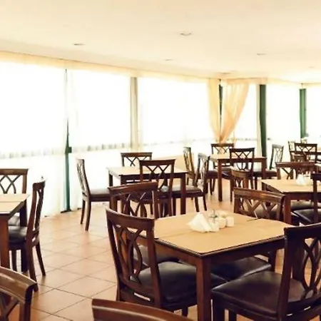 Uestuen Alsancak Hotel