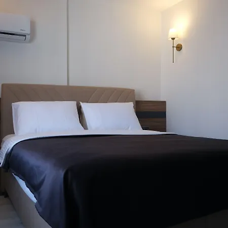 Uestuen Alsancak Отель 3*
