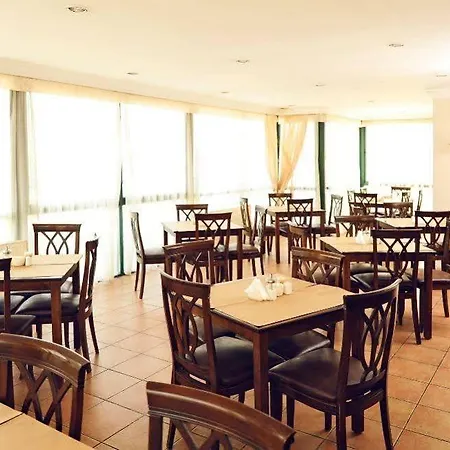 Uestuen Alsancak Отель