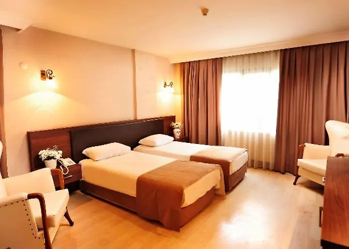 Hotel Uestuen Alsancak