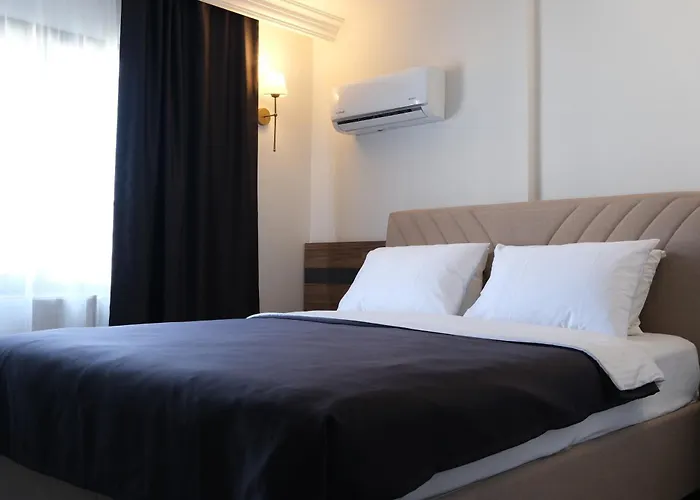 Uestuen Alsancak Hotel 3*