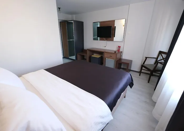 Hotel Uestuen Alsancak İzmir