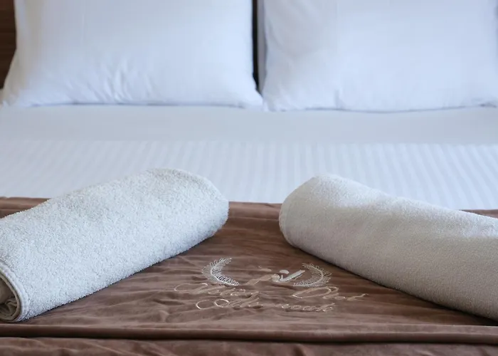 Hotel Uestuen Alsancak