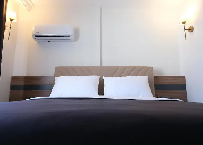 Uestuen Alsancak Hotel 3*