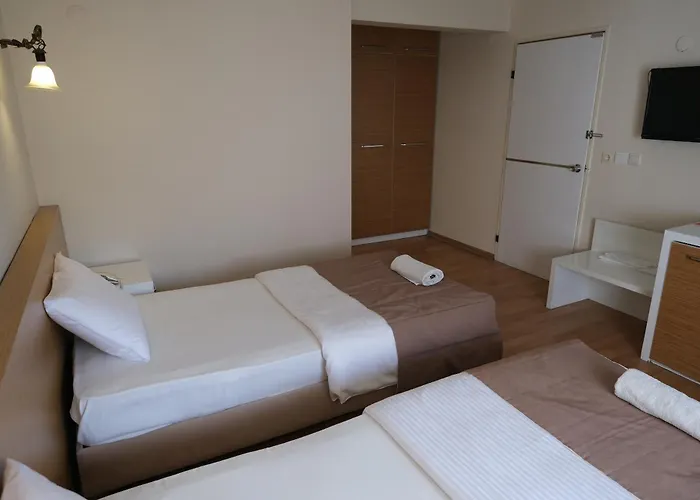 Hotel Uestuen Alsancak