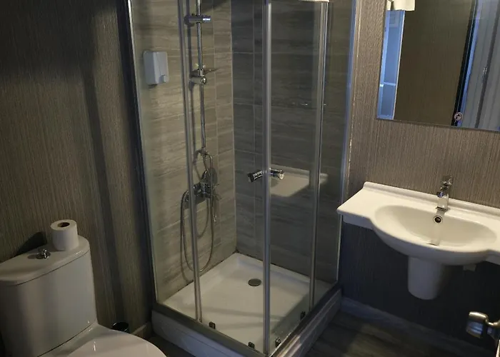 Hotel Uestuen Alsancak