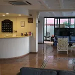 酒店 Uestuen Alsancak