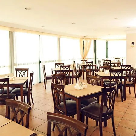 Uestuen Alsancak Hotel