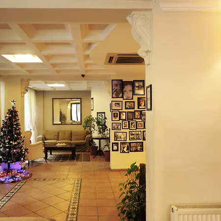 Uestuen Alsancak Hotel 3*