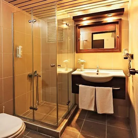 Uestuen Alsancak İzmir